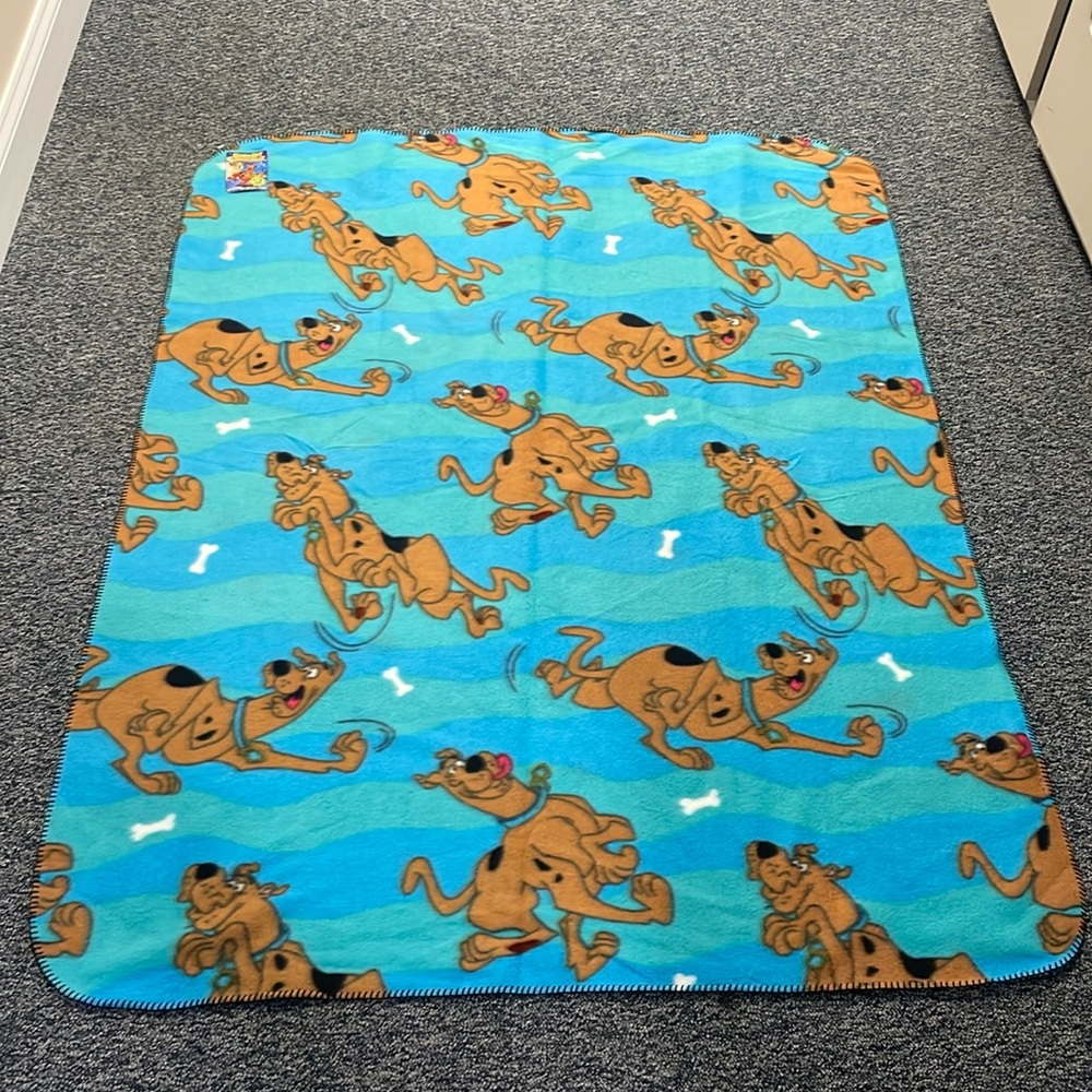 Cartoon Network Scooby Doo Fleece Throw